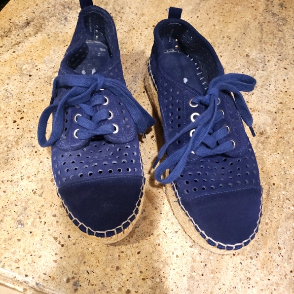 J/sliders platform - Picture 1 of 4